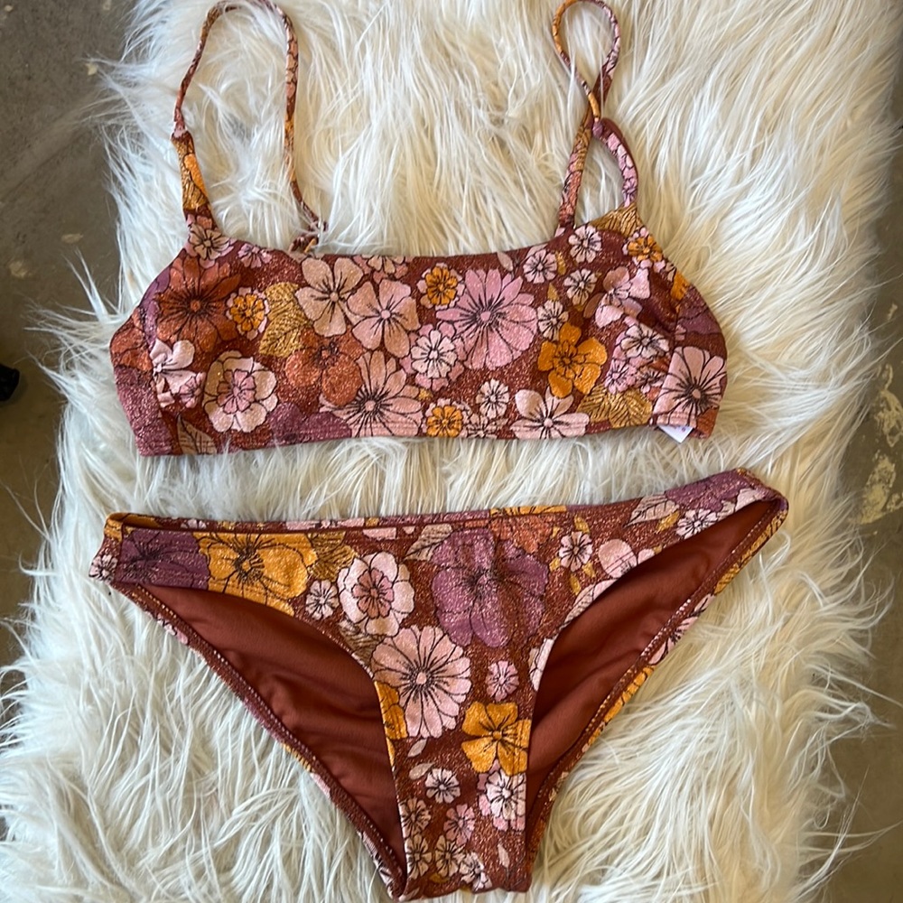 Ehilaration / Target 2 piece bikini